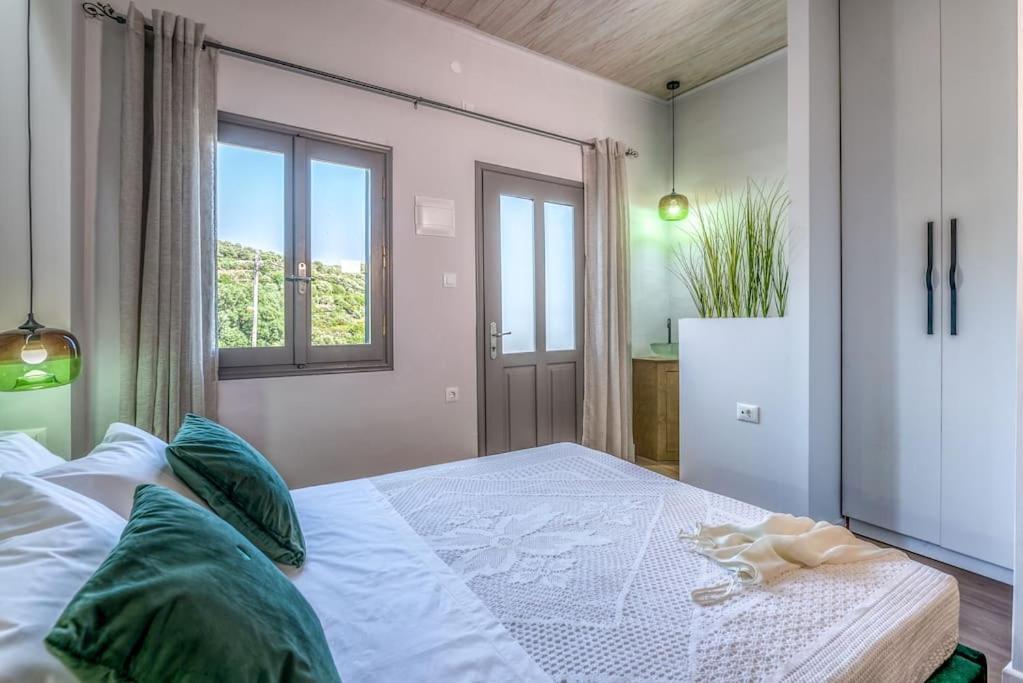 הוילה Alikianos Casa Del Miele, Private Pool, Bbq, Mountain View. מראה חיצוני תמונה